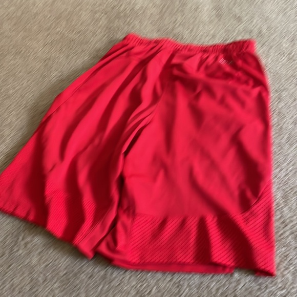 Nike basketball shorts - Picture 2 of 5